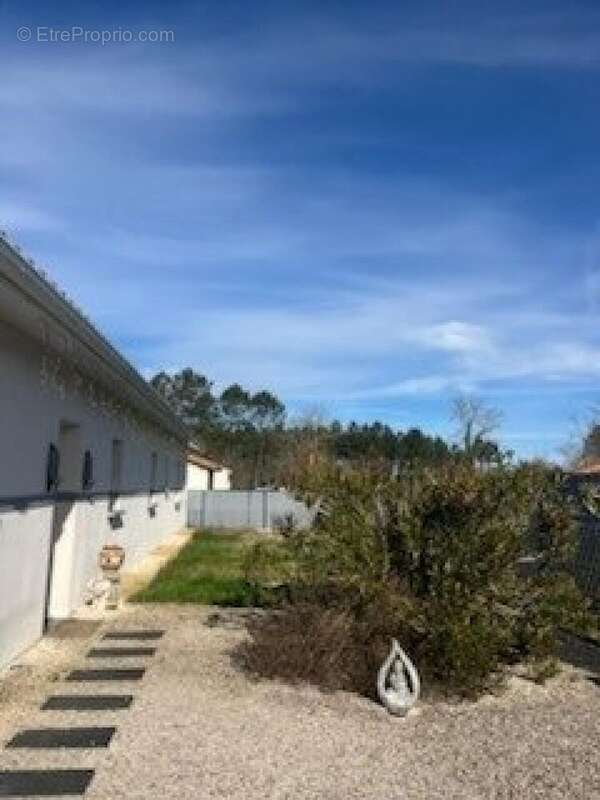Photo 4 - Maison à LUXEY