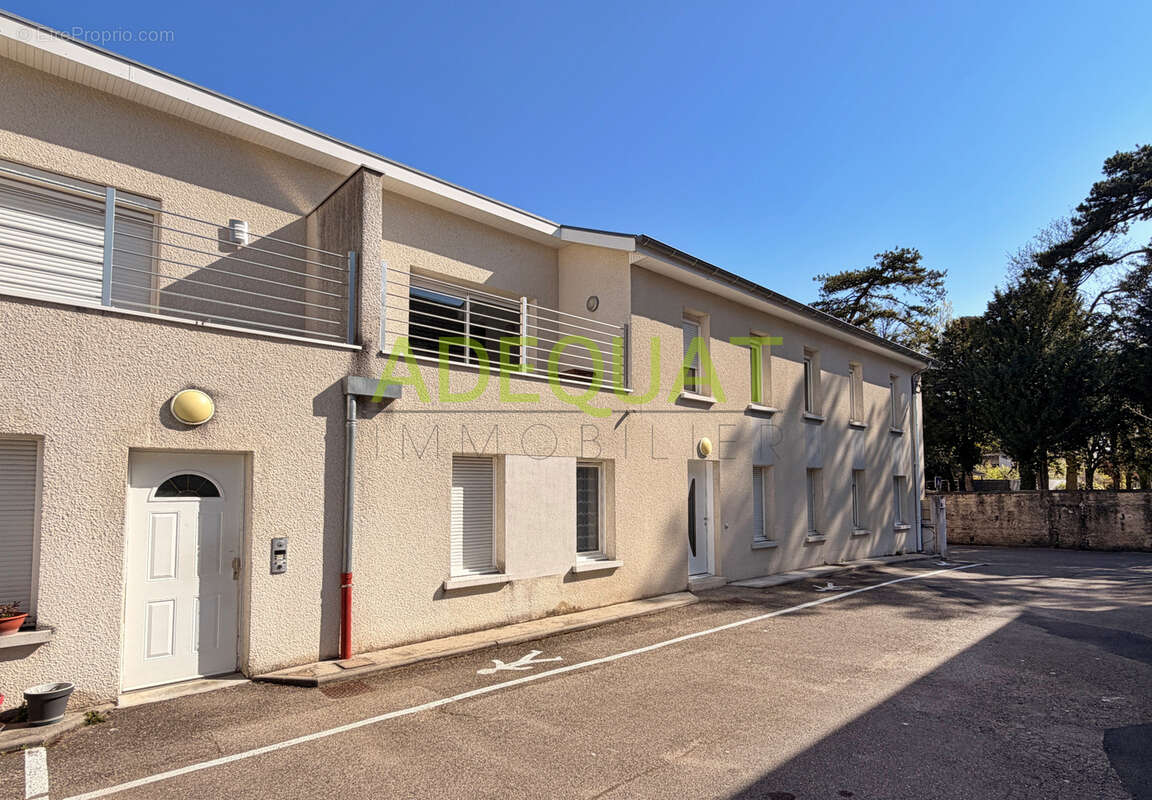 Appartement à BOURGOIN-JALLIEU