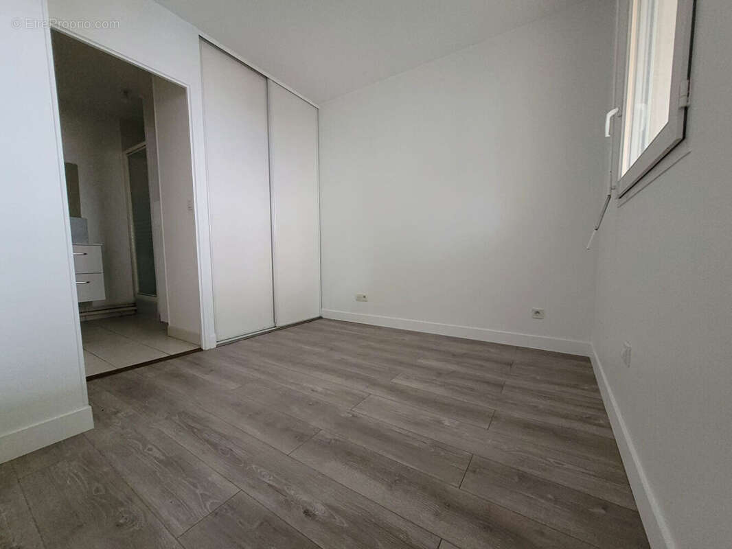 Appartement à MAINVILLIERS