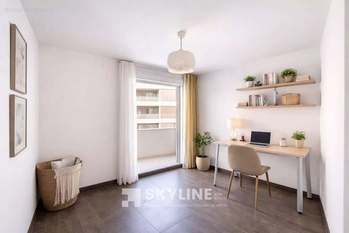 Appartement à MARSEILLE-6E
