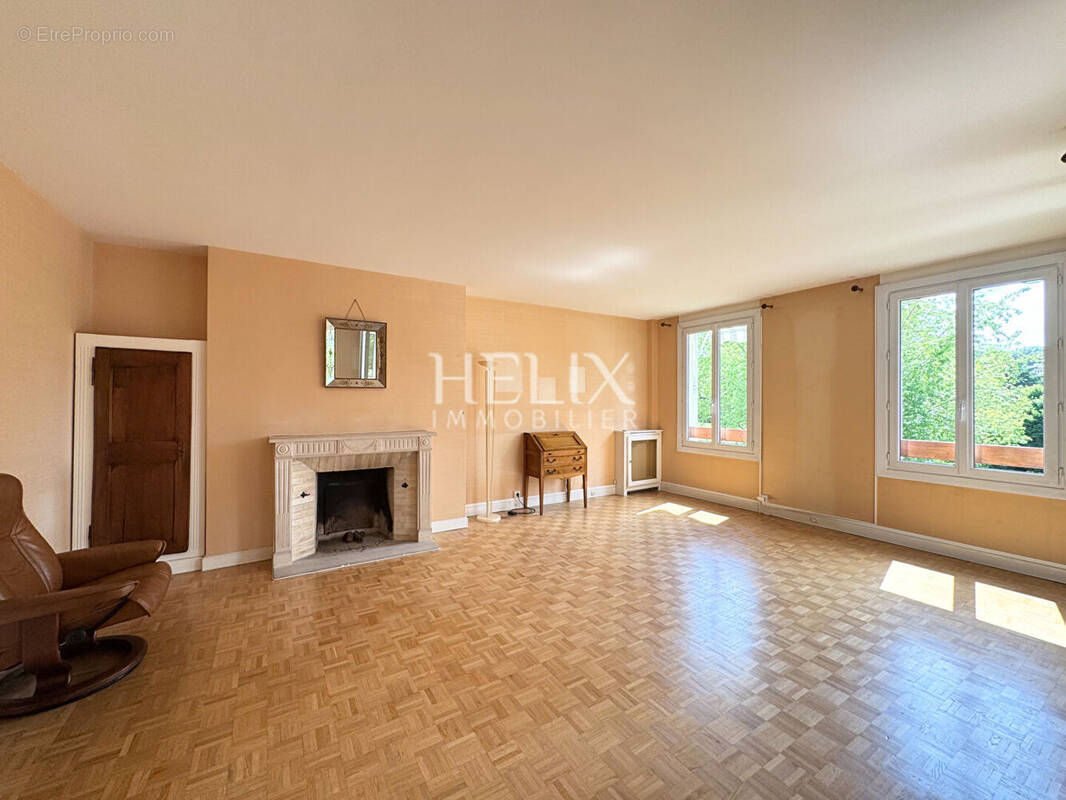 Appartement à LOUVECIENNES