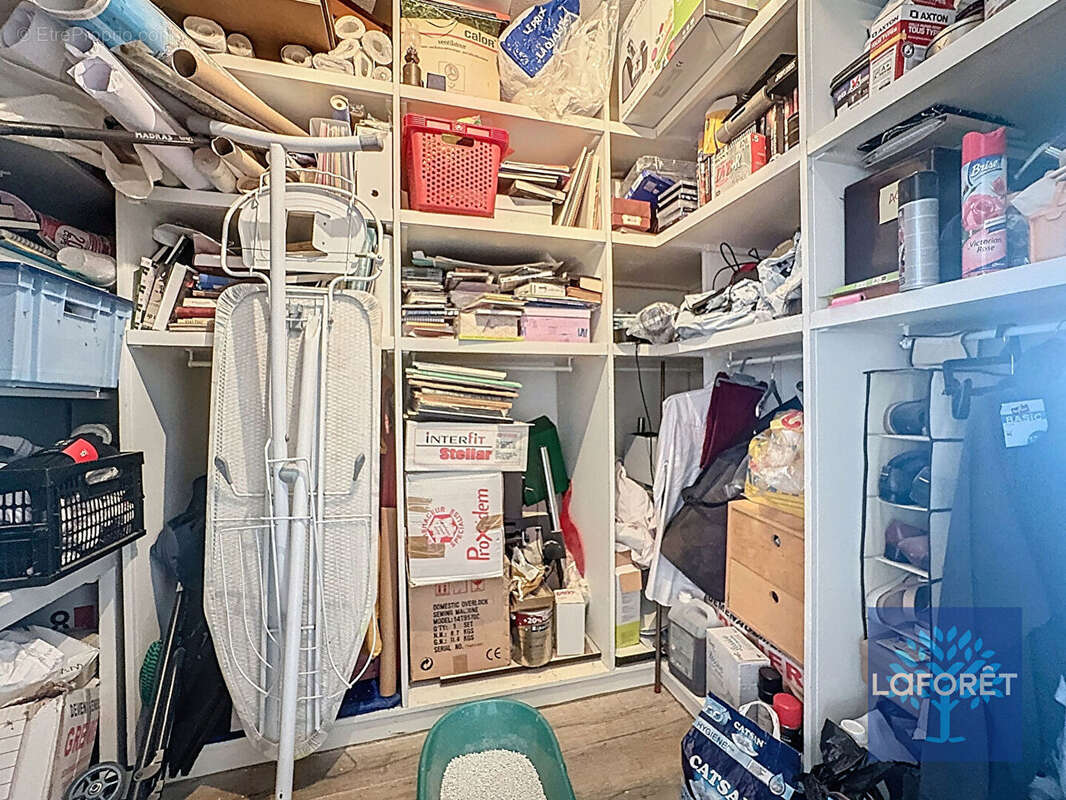 Appartement à CHILLY-MAZARIN