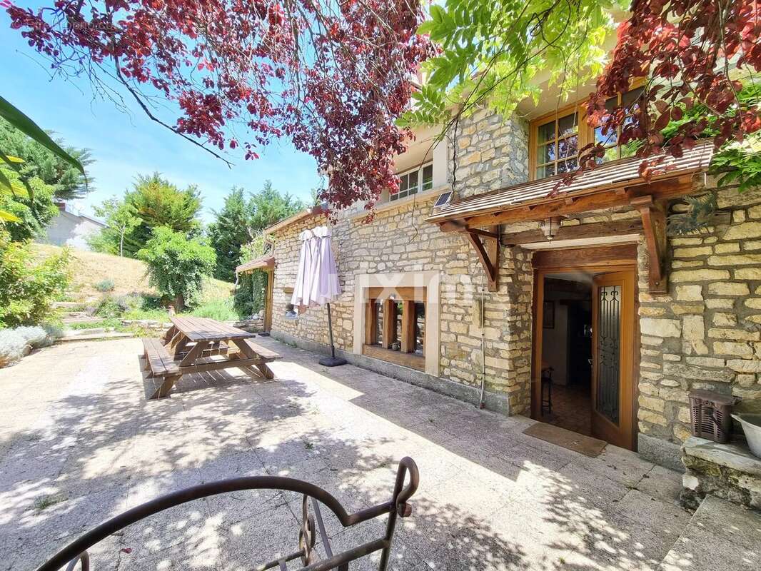 Maison à CUNCY-LES-VARZY