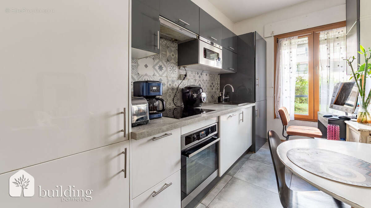 Collange Levallois-Perret - Appartement 3 pièces 45,95 m² - photo 6