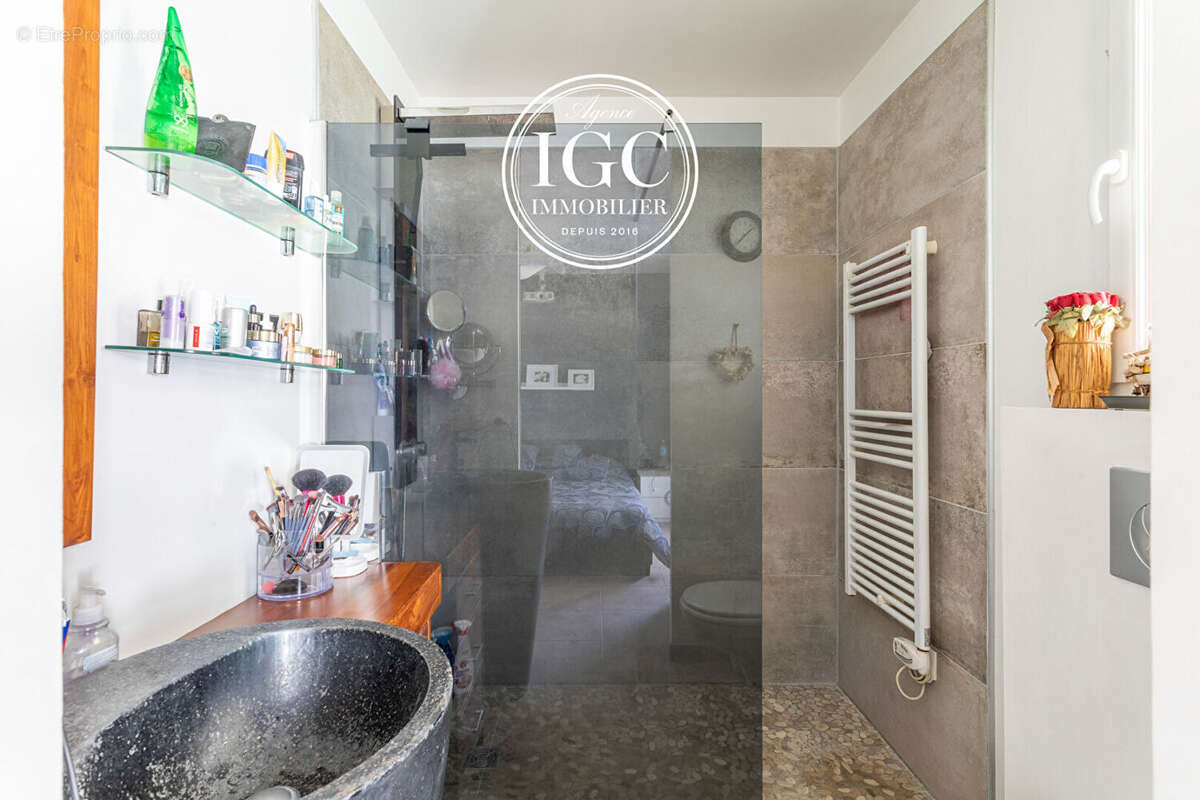 Le Rove  Maison 5 pièces de 102 m² - photo 7
