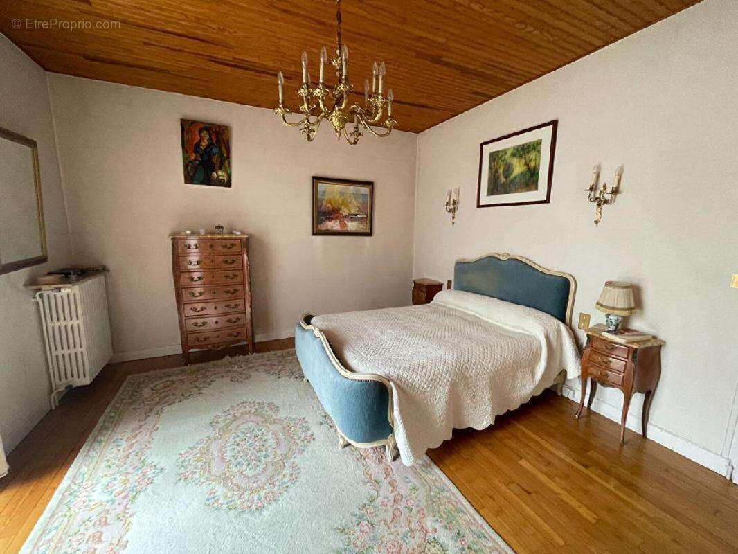 Maison 8 pièces 217 m² à vendre à Aixe-Sur-Vienne (87700) - photo 4