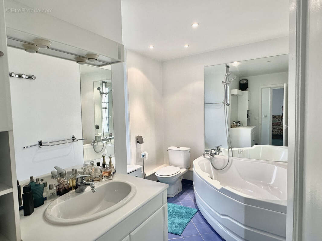 Maison à CHAMPIGNY-SUR-MARNE