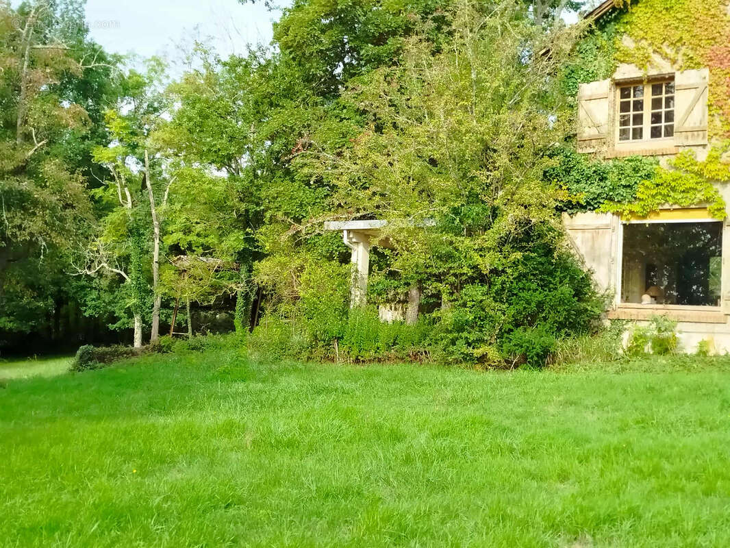 Maison à BELLERIVE-SUR-ALLIER