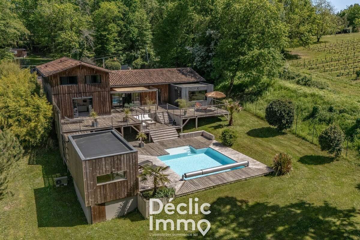 Maison à LATRESNE