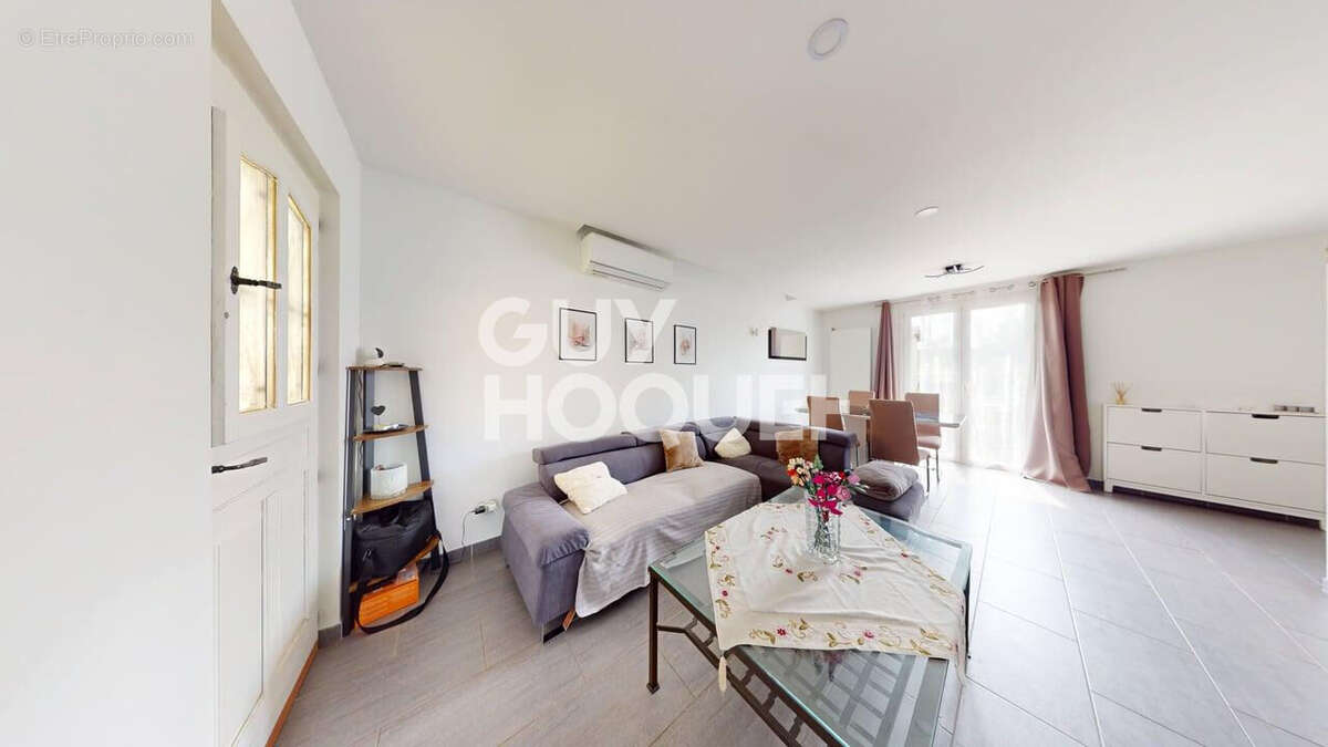 Maison à SAVIGNY-SUR-ORGE