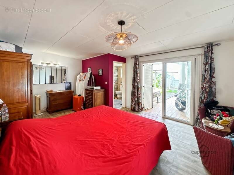 Maison à SAINT-DENIS