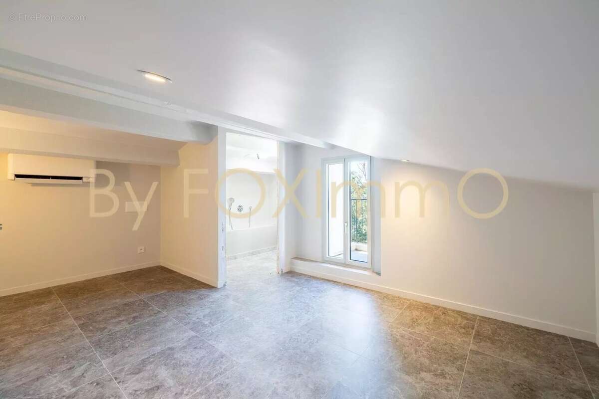 Appartement à CAGNES-SUR-MER