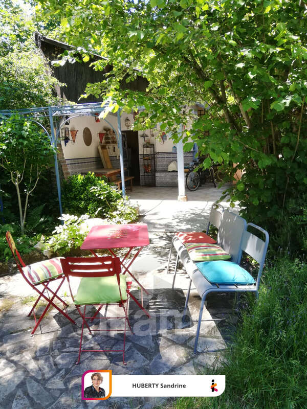 Livry Gargan, secteur Jacob grande maison de 220 m2 idéal artisan ou profession libérale - photo 20