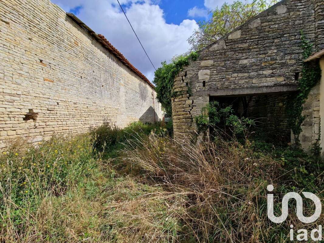 Photo 6 - Maison à LOUBILLE