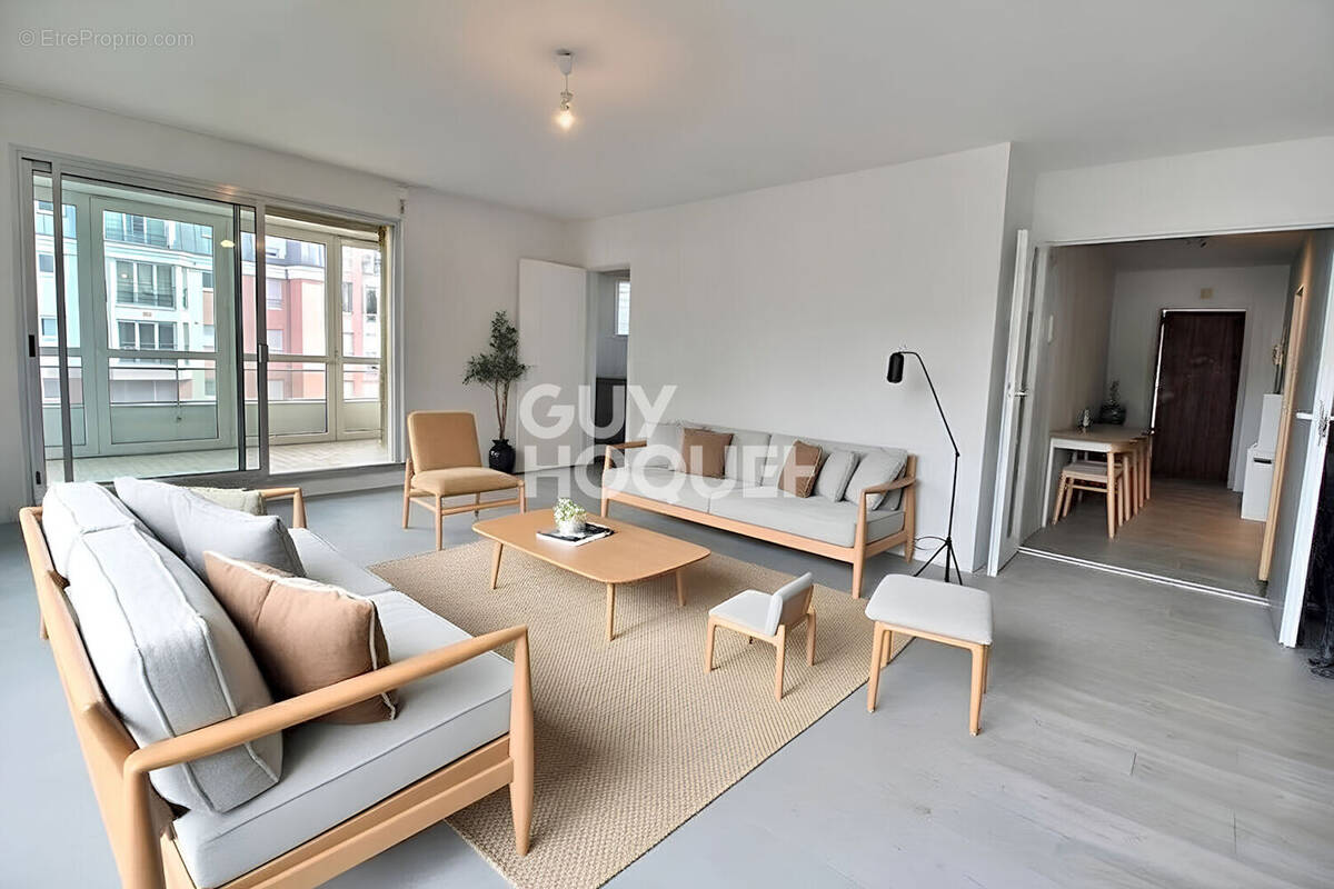 Appartement à CHAVILLE