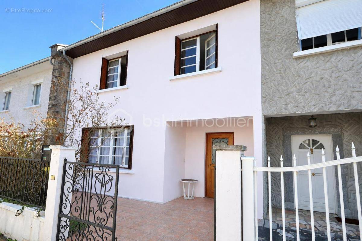 Maison à LOURDES