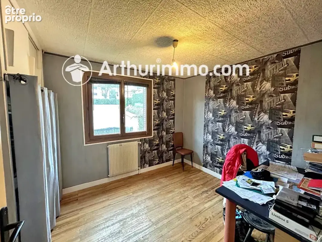 Maison familiale T5 avec jardin - TREVOUX - photo 5