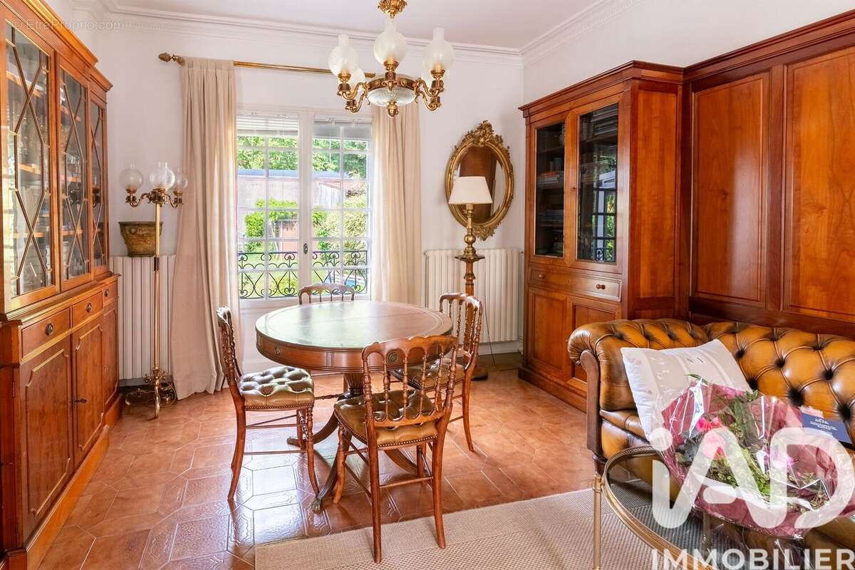 Photo 2 - Maison à LIVRY-GARGAN