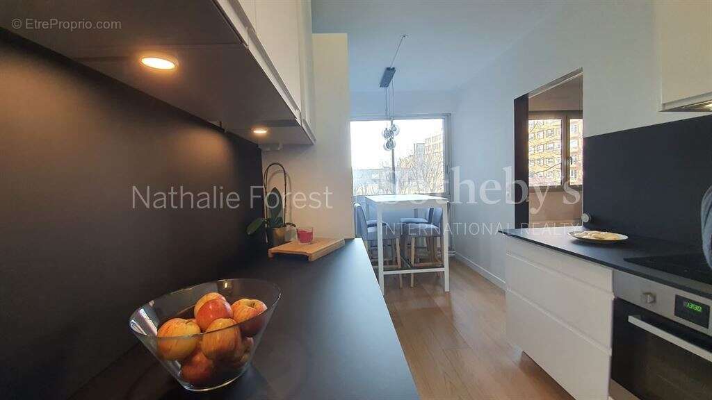 LILLE VAUBAN / RUE DES FRERES VAILLANTS / appartement 2 chambres et bureau rénové. - photo 6