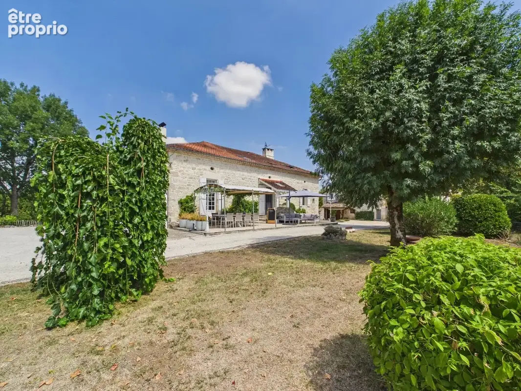 Maison à ROQUECOR