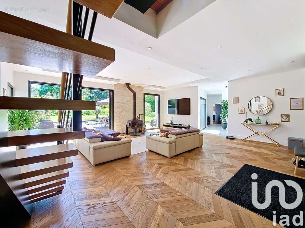 Photo 8 - Maison à SAINT-FARGEAU-PONTHIERRY