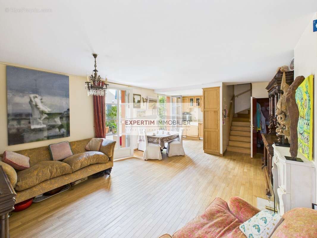 Appartement à VERSAILLES