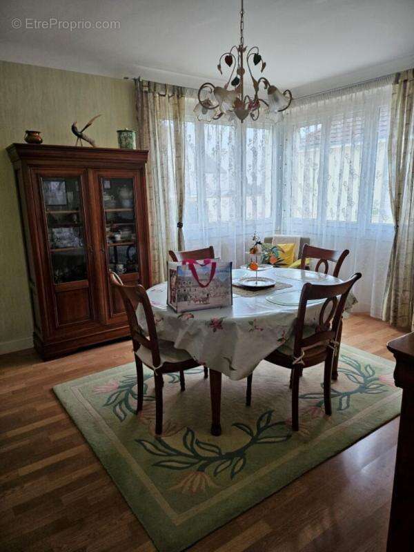 Maison à MIREBEAU-SUR-BEZE