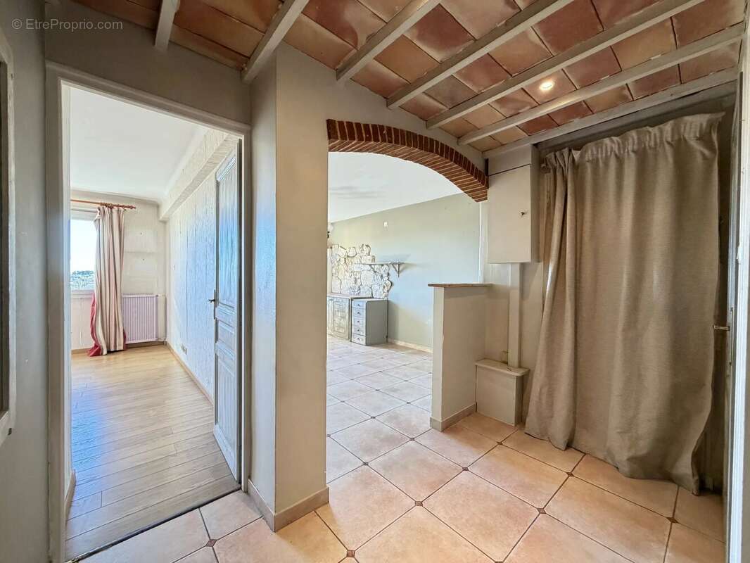 Appartement à VENCE