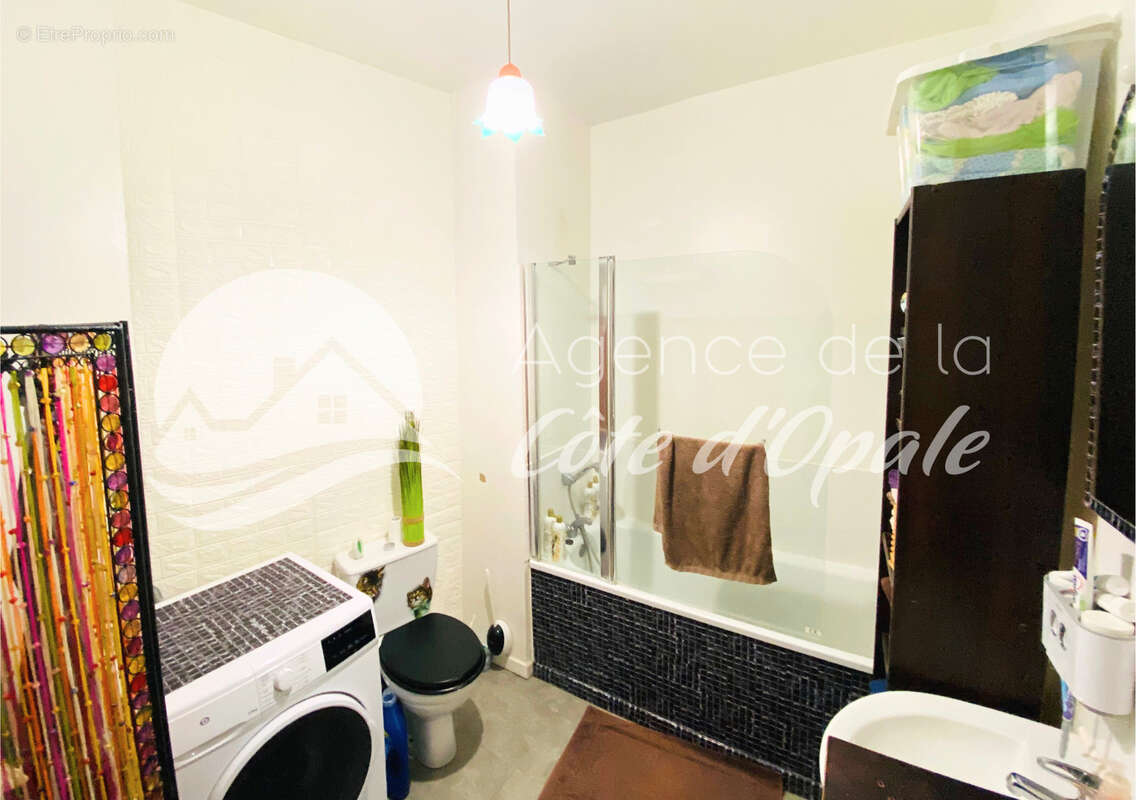 Appartement à LA CAPELLE-LES-BOULOGNE