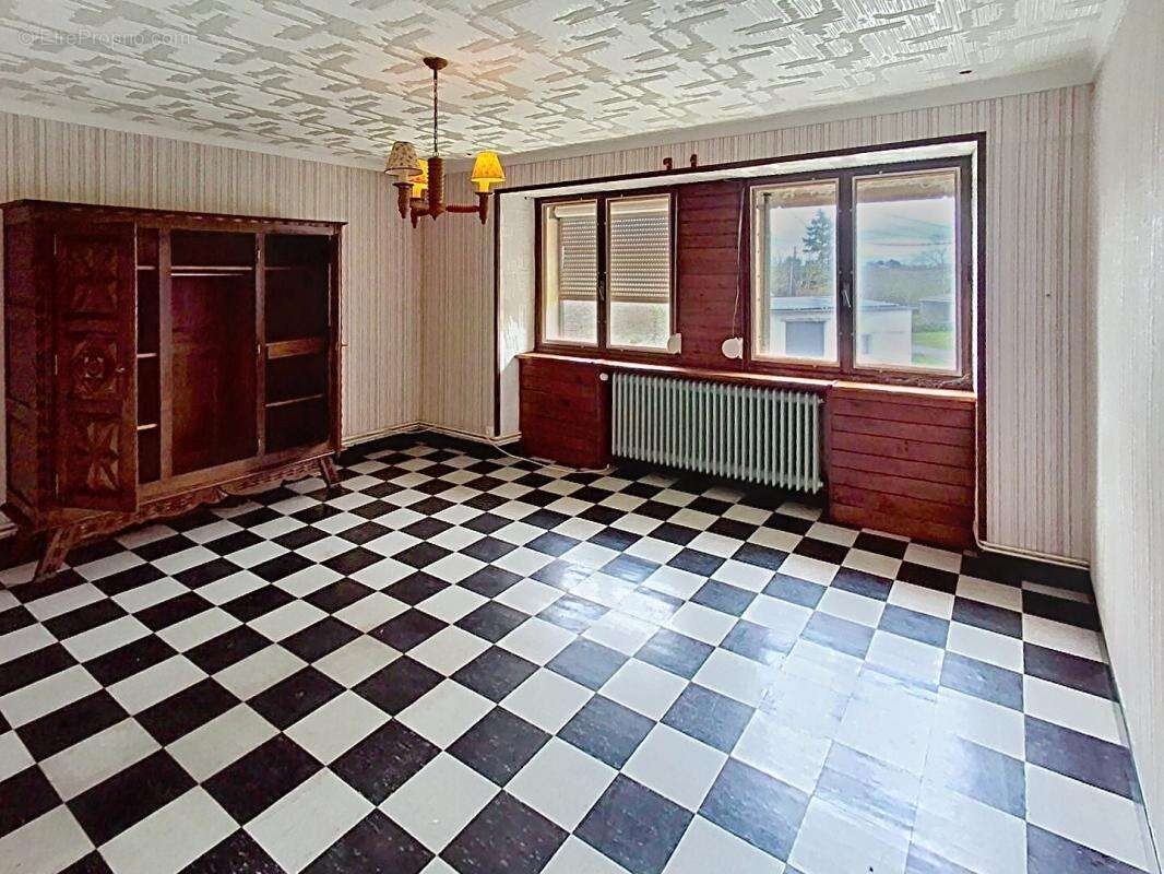 Maison à rénover Saint Hilaire De Clisson 9 pièce(s) 130 m2 - photo 7