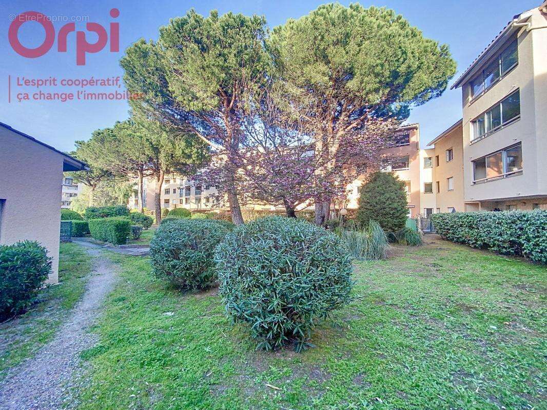 Appartement À Vendre - photo 9