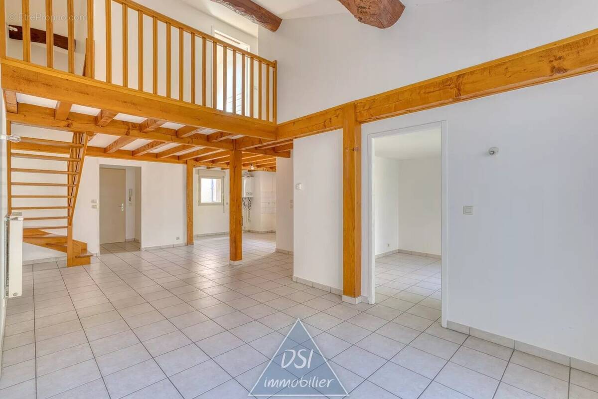 Appartement à MONTLUEL