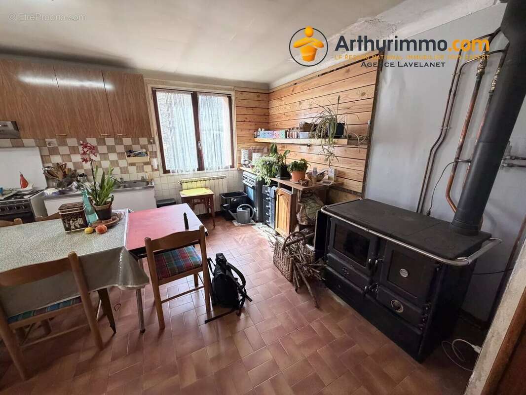 Maison à VILLENEUVE-D'OLMES