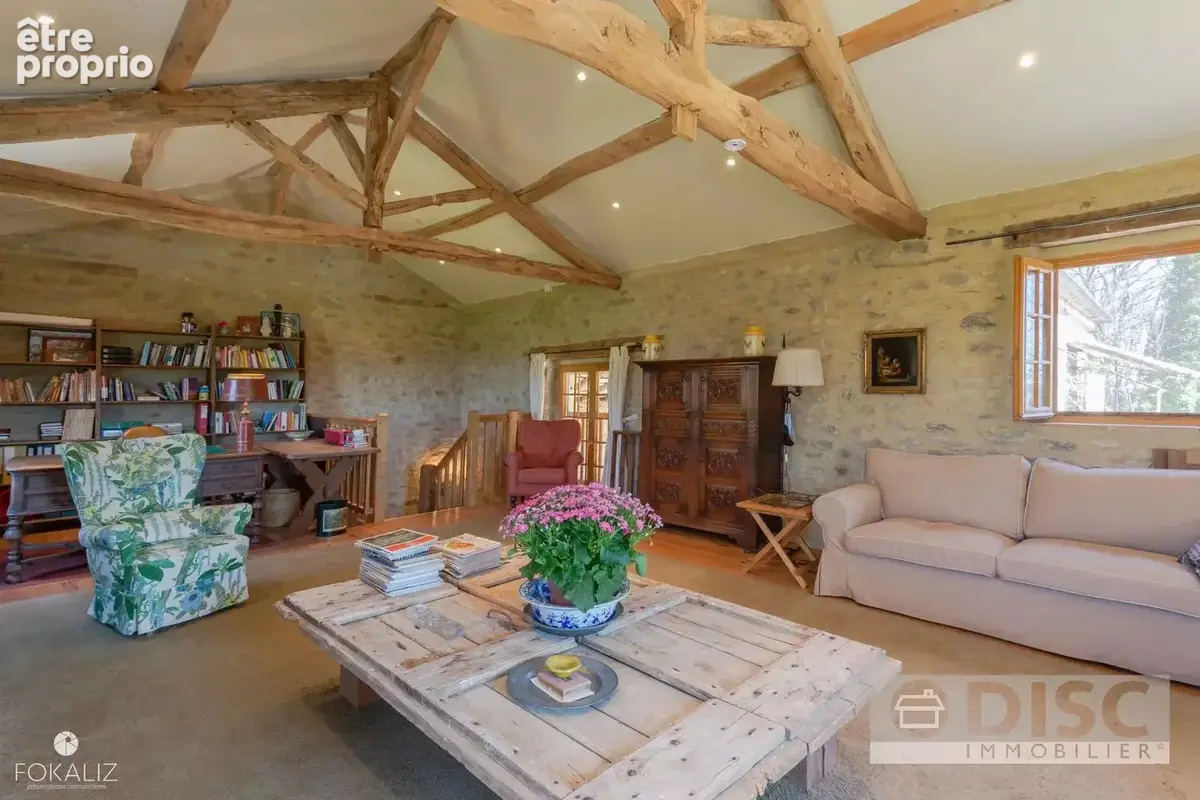 Belle maison avec dépendance, jardin et piscine - photo 21