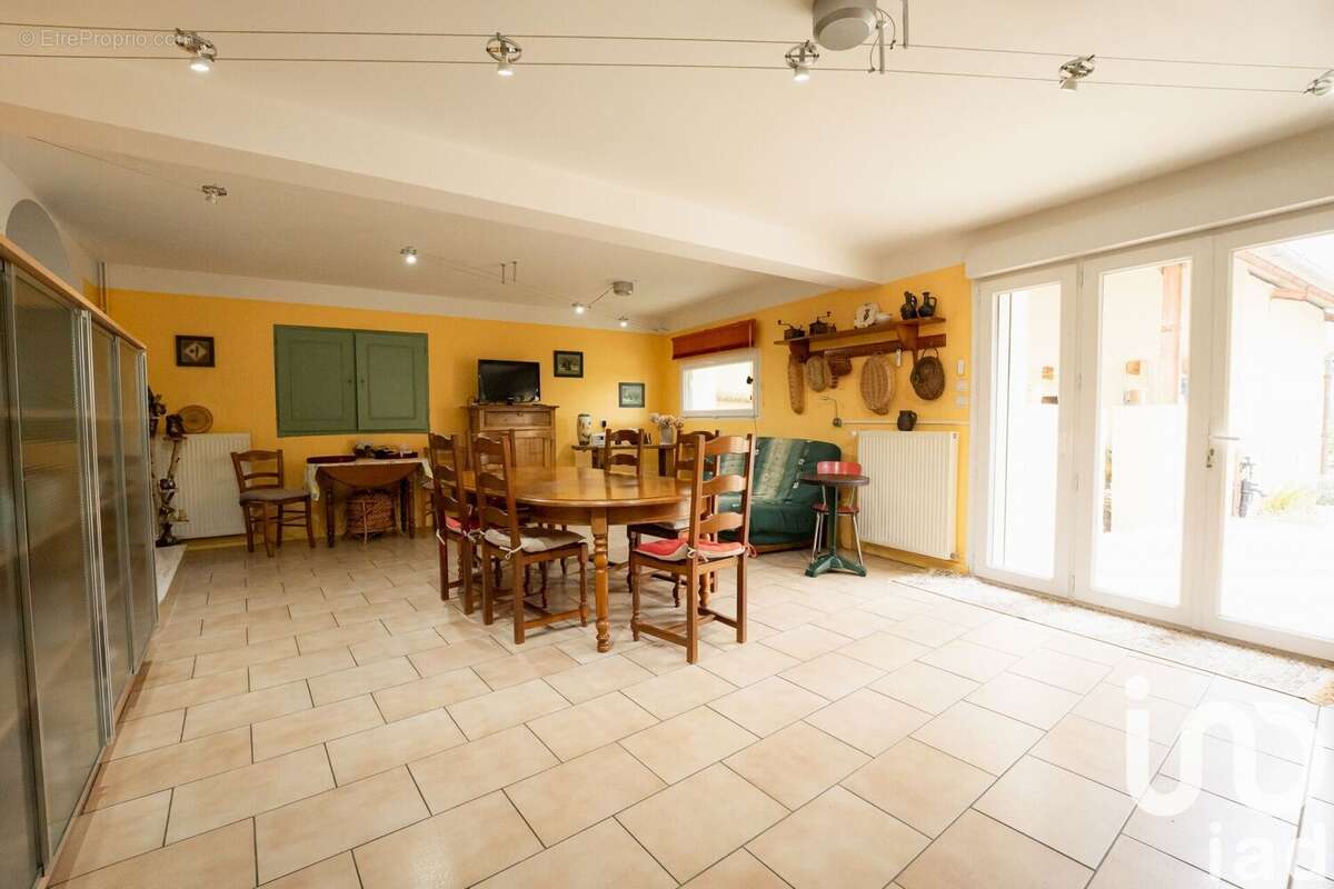 Photo 4 - Maison à DOUE-LA-FONTAINE