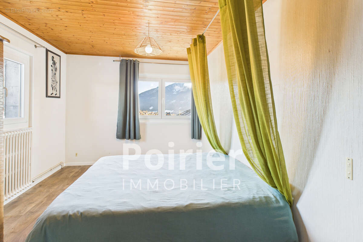 Maison à VINZIER