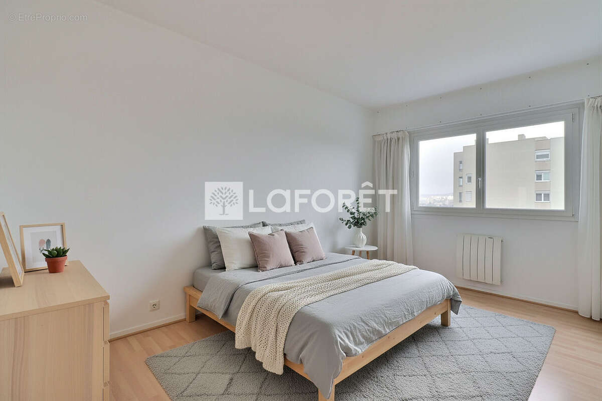 Appartement à SAINT-GRATIEN