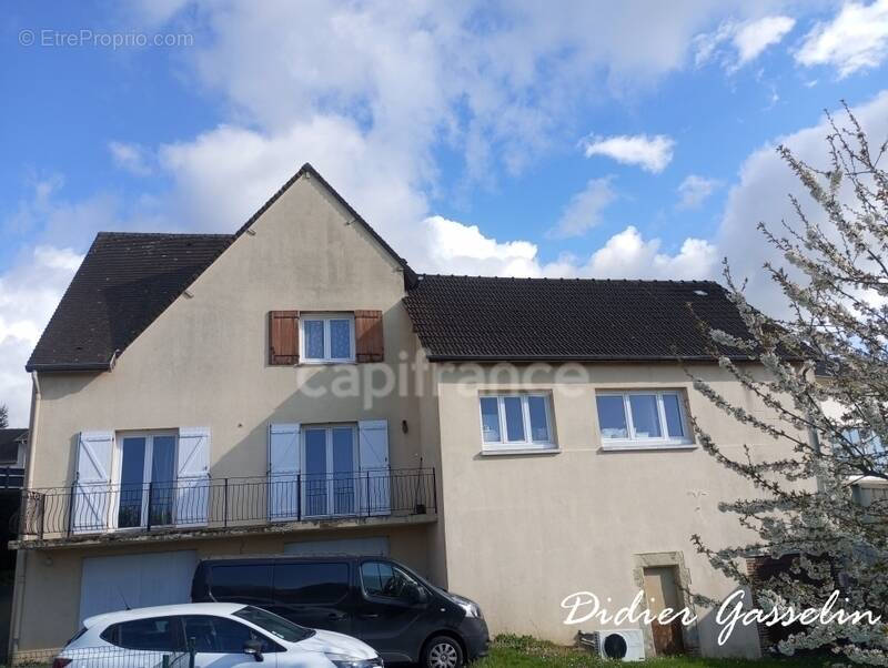 Maison à NOGENT-LE-ROTROU