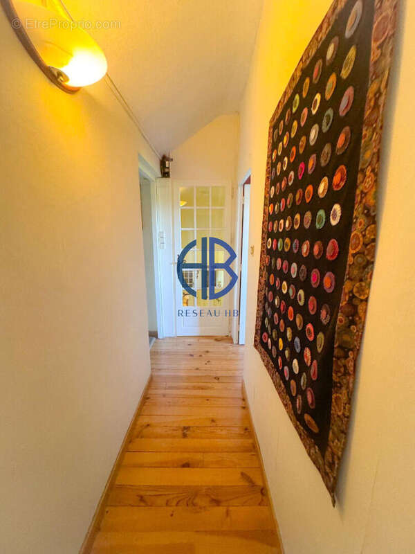 Maison à FAVERGES-DE-LA-TOUR