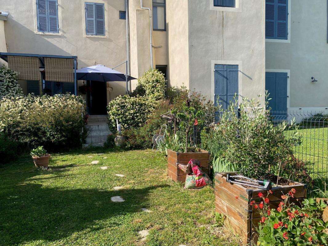 Appartement à TREVOUX