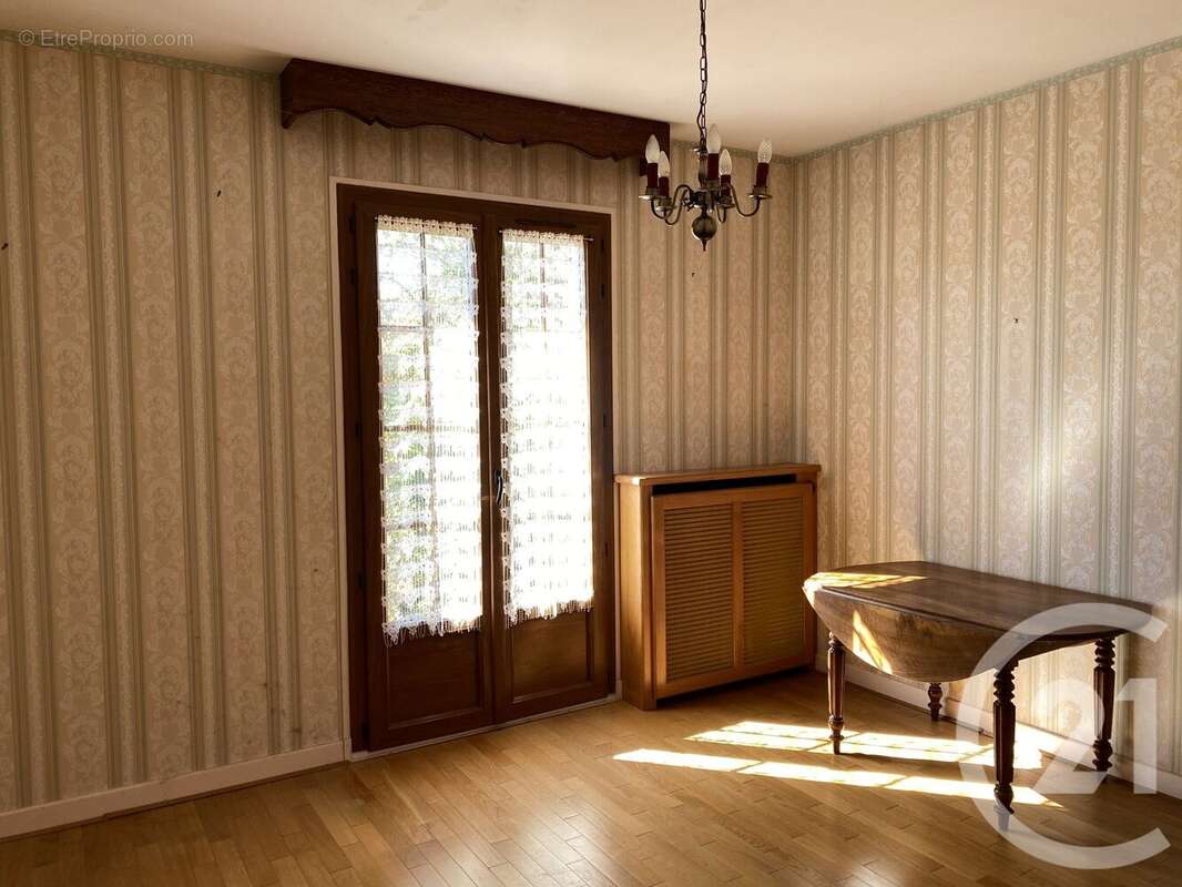 Maison à SAINT-PERE