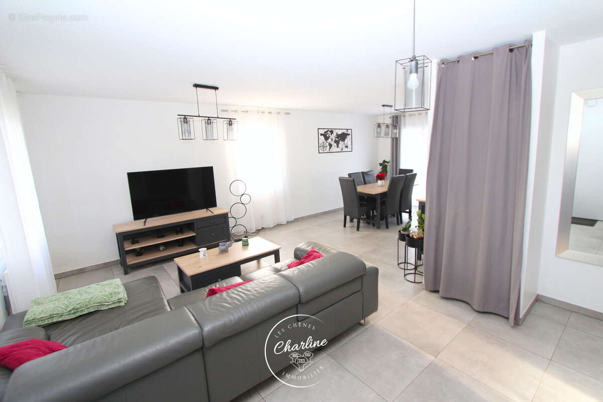 Maison à AMANVILLERS