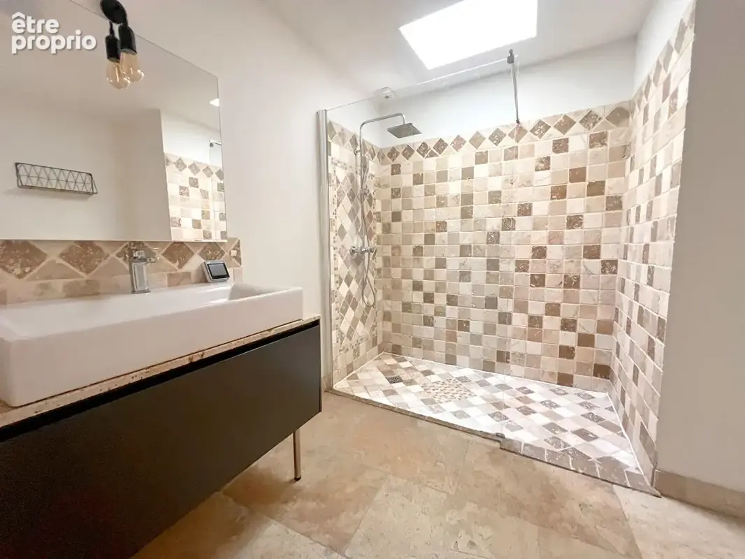 Maison Grans T3  100 m²  Extérieur et garage - photo 6