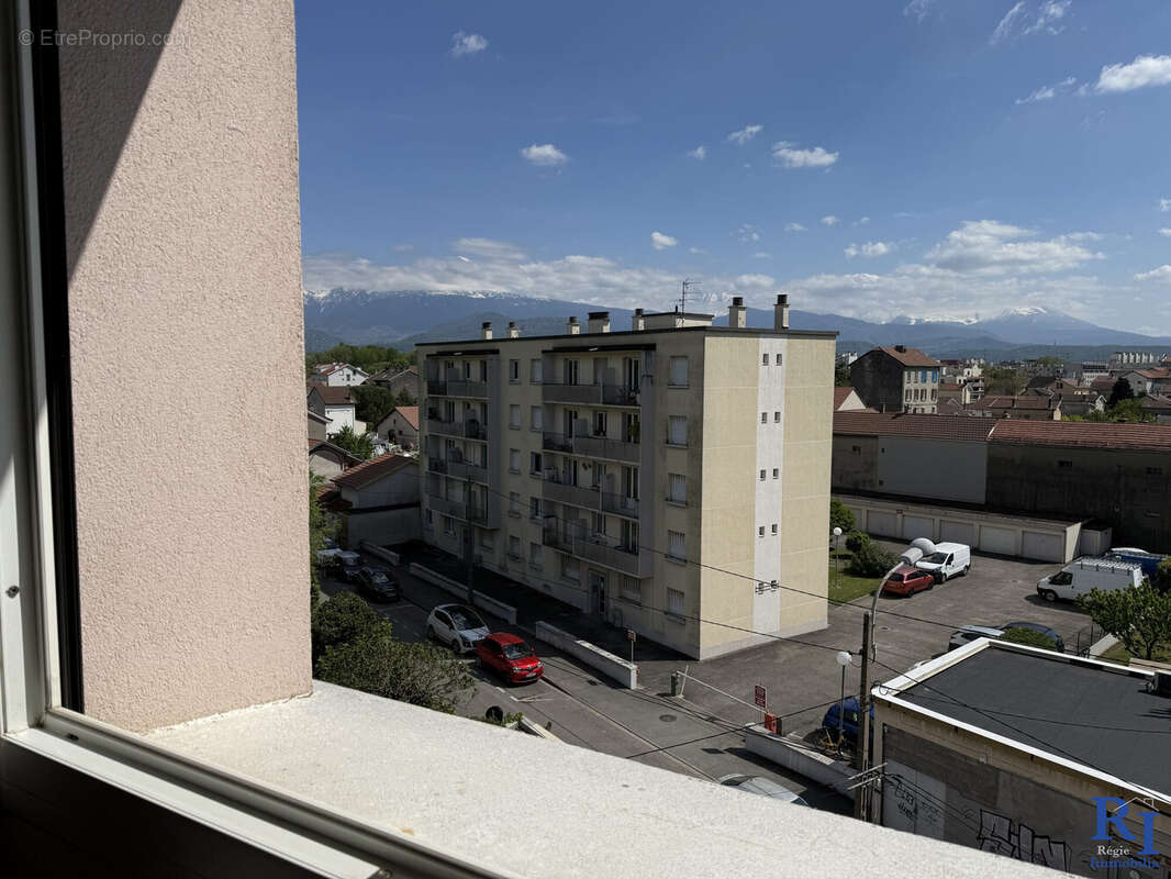 Absence de vis à vis - Appartement à FONTAINE