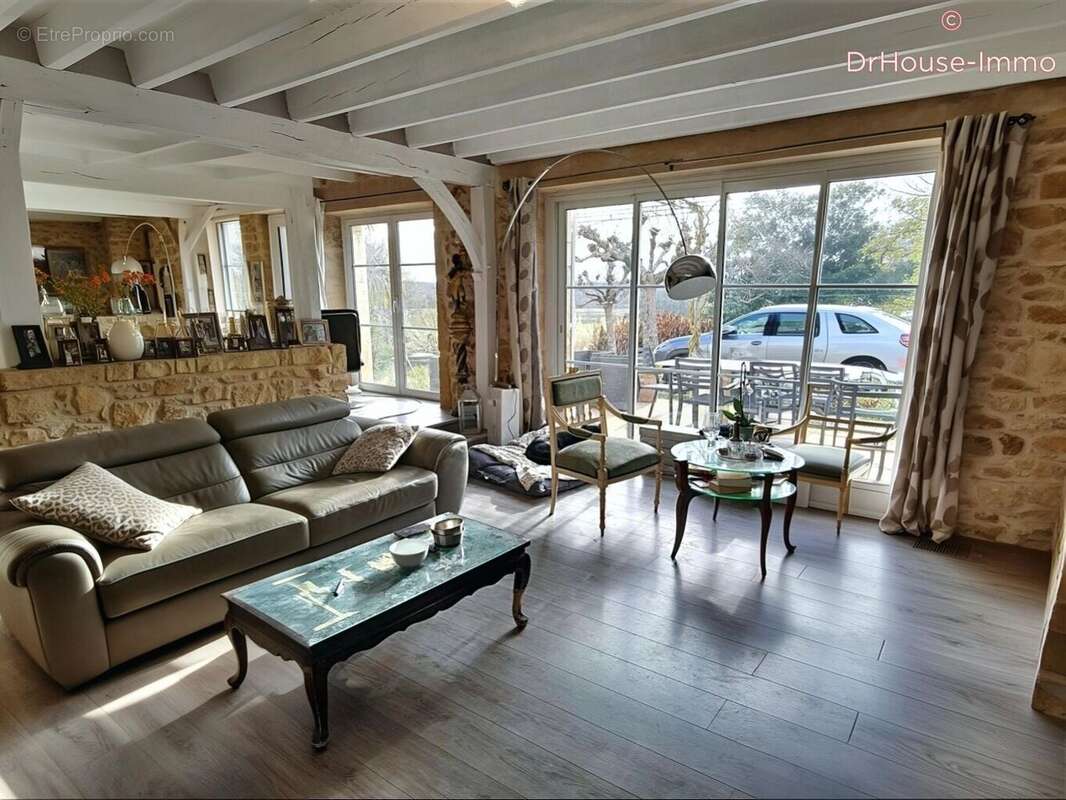 Maison 306 m² à Mugron  - photo 8
