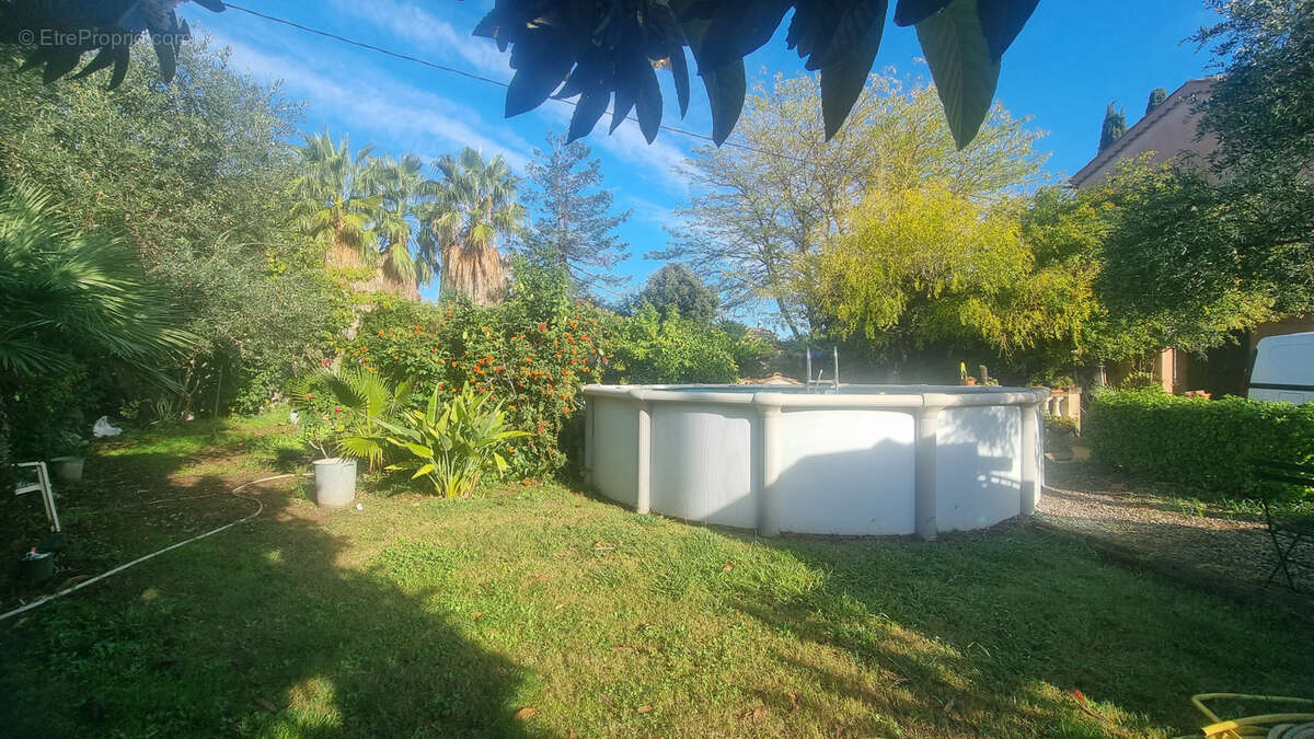 Maison à LA FARLEDE