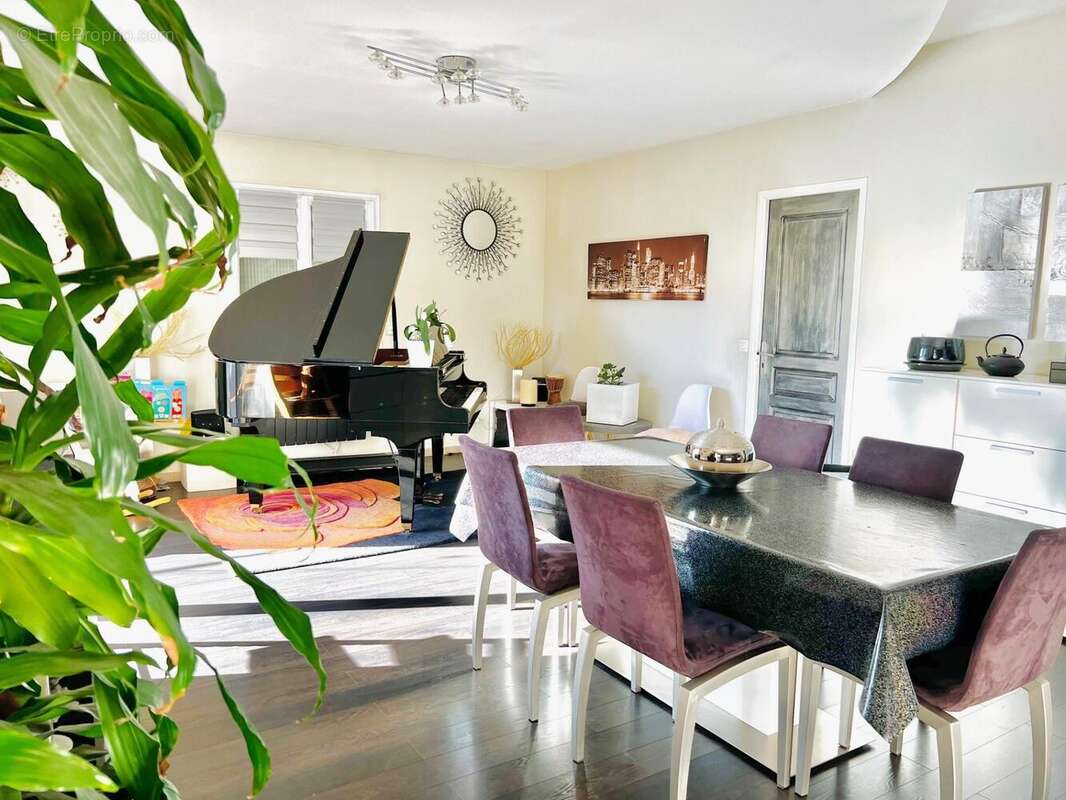 Photo 8 - Maison à MARSEILLE-15E