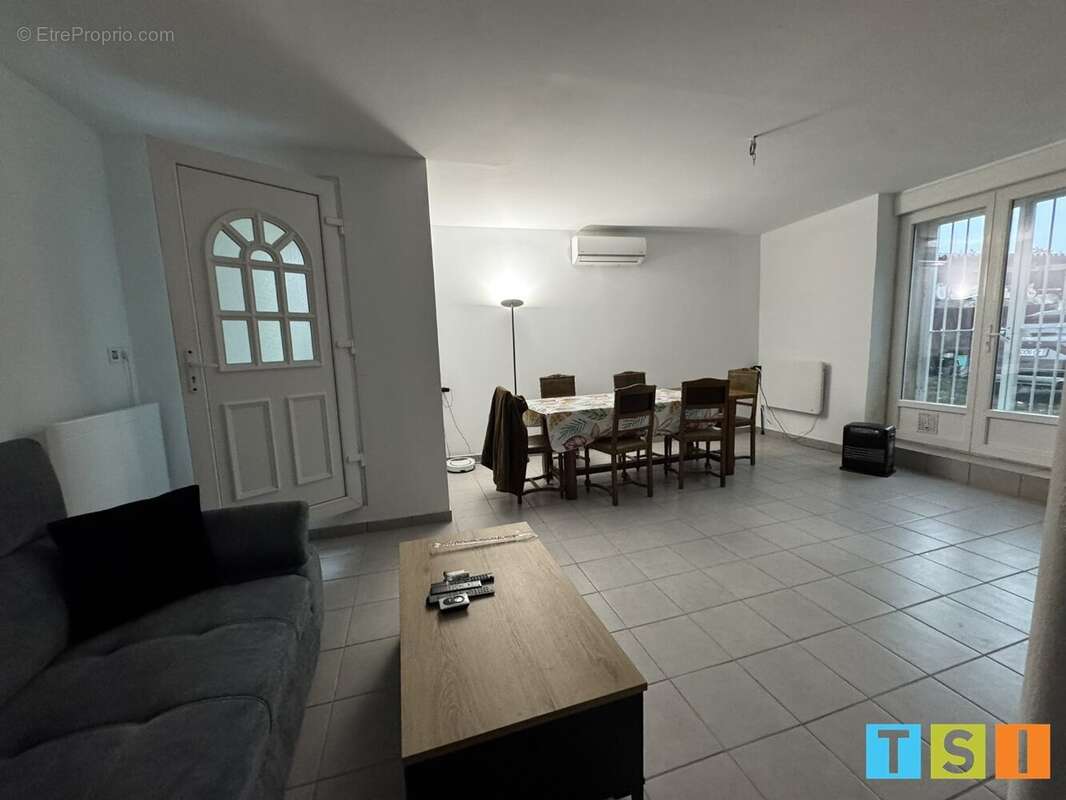 Au cur de Miramont-de-Comminges - ensemble immobilier - maison de caractère de 135 m² - vaste local commercial 100 m² sur 593m² - photo 16