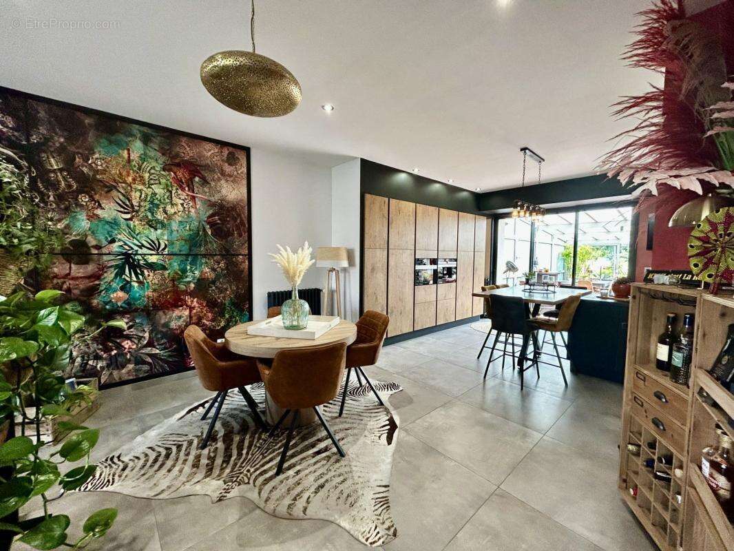 Maison rénovée de 153 m² – Marans, bord de Sèvres - photo 5