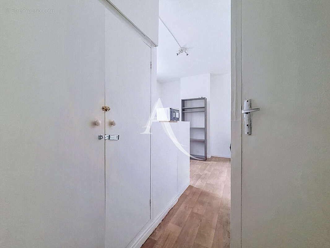 Appartement à PARIS-10E